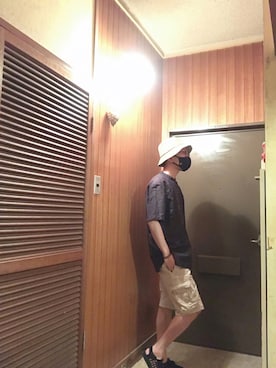 「UNIQLO（ユニクロ）のリネンコットンスタンドカラーシャツ（半袖）（シャツ/ブラウス、ブルー系）」を使った、貂-ten-さん（メンズ）の夏コーディネート