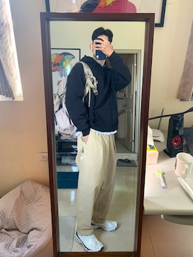 「khaki」｜陳嘉さん（メンズ・175cm）の冬コーディネート