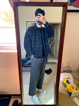 「plain-me（プレインミー）のアイテム（スラックス）」を使った、陳嘉さん（メンズ・175cm）の秋コーディネート