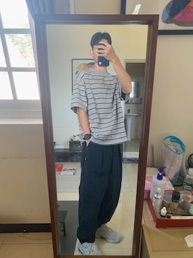 「CASIO」｜「アイテム（チノパンツ）」を使った、陳嘉さん（メンズ・175cm）の夏コーディネート