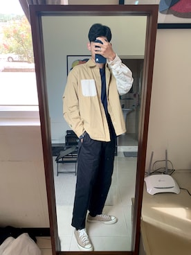 「blue」｜「アイテム（ジャケット/アウター）」を使った、陳嘉さん（メンズ・175cm）の秋コーディネート