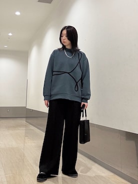 「tk.TAKEO KIKUCHI（ティーケータケオキクチ）のアイテム（その他パンツ）」を使った、れなさん（レディース・163cm）の秋コーディネート