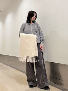 「tk.TAKEO KIKUCHI（ティーケータケオキクチ）のアイテム（トップス）」を使った、れなさん（レディース・163cm）の秋コーディネート