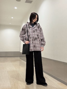 「tk.TAKEO KIKUCHI（ティーケータケオキクチ）のアイテム（その他パンツ）」を使った、れなさん（レディース・163cm）の秋コーディネート