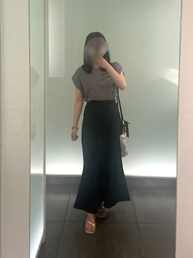 「GU（ジーユー）のアイテム（Tシャツ/カットソー、グレー系）」を使った、まろじさん（レディース・154cm）の夏コーディネート