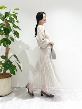 「アイテム（パンプス、ブルー系）」を使った、himiko_officialさん（レディース・166cm）の秋コーディネート