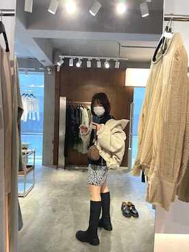 「OFUON（オフオン）のアイテム」を使った、Shu Nicoleさん（レディース・155cm）の冬コーディネート
