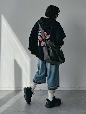 「アイテム（パーカー）」を使った、Naoさん（レディース・159cm）の夏コーディネート