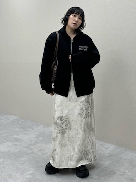 「PAGEBOY（ページボーイ）のサテンナロースカート 【ウエストゴム・ストレスフリー】（スカート）」を使った、Naoさん（レディース・159cm）の冬コーディネート