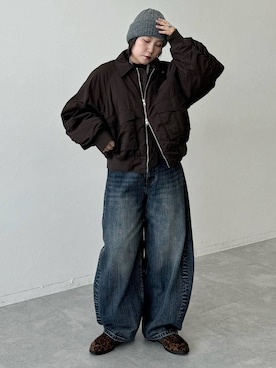 「PBLIM（ページボーイリム）の《UNISEX》スラブブリーチデニム（デニムパンツ）」を使った、Naoさん（レディース・159cm）の秋コーディネート