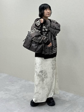 「PAGEBOY（ページボーイ）のサテンナロースカート 【ウエストゴム・ストレスフリー】（スカート）」を使った、Naoさん（レディース・159cm）の冬コーディネート