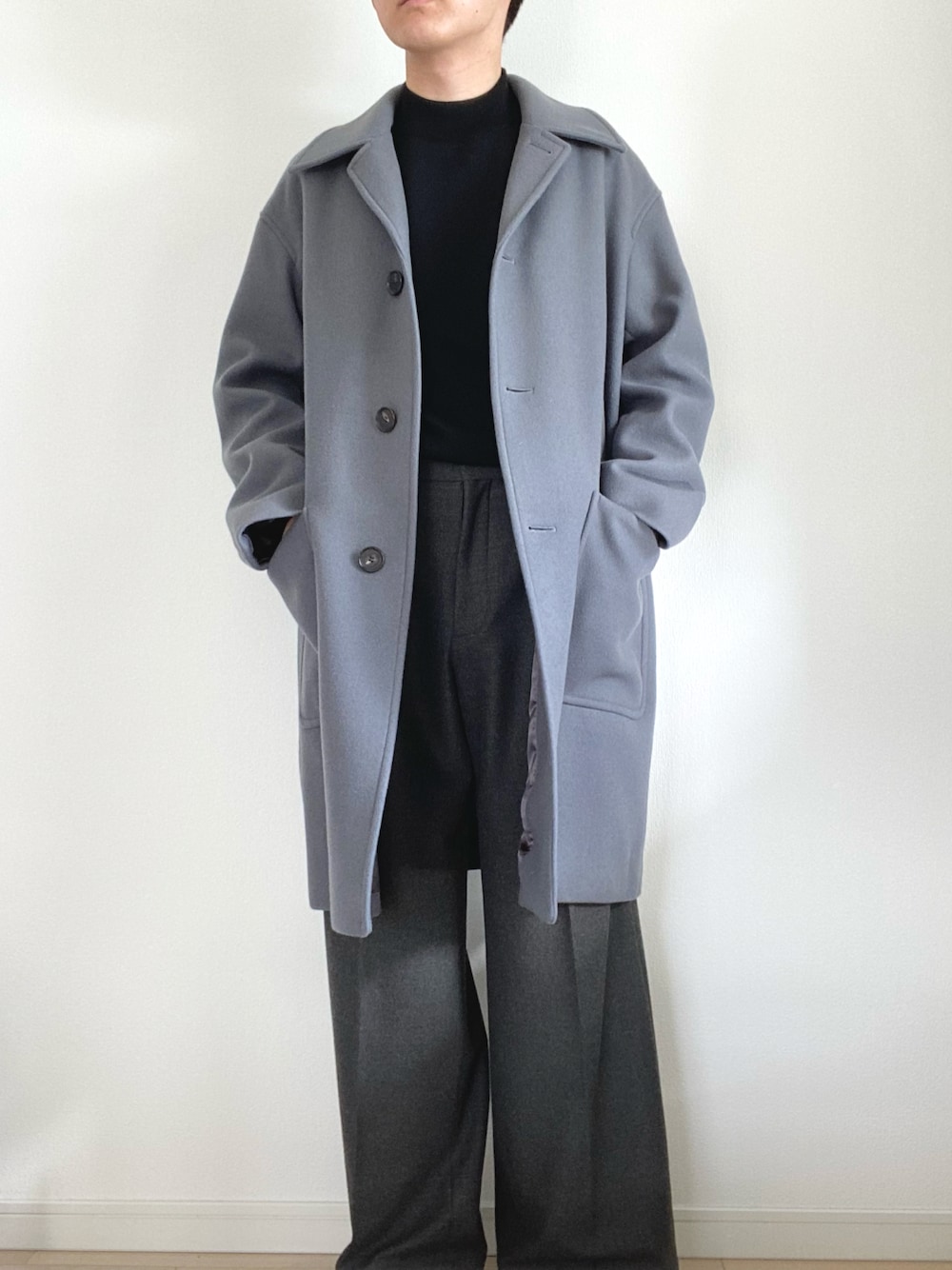 【たー】AURALEE グレー ステンカラーコート AURALEEのステンカラーコート（グレー系）を使った人気ファッション