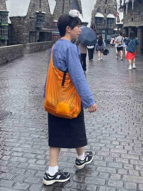 mont-bellのショルダーバッグ（オレンジ系）を使った人気