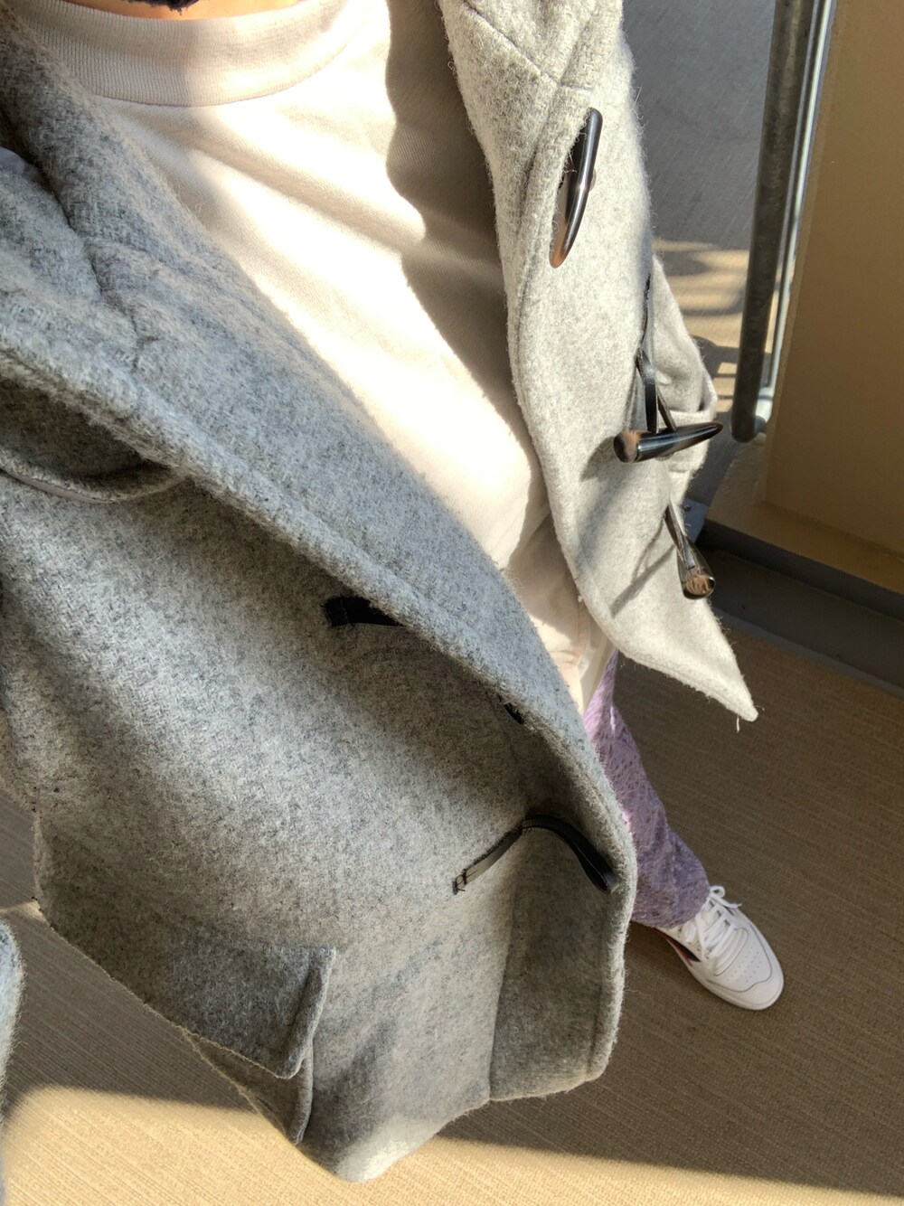 「ぽっちゃり、コーデ記録、スニーカー、ぽっちゃり女子、ラクチンコーデ、好きなものを着る、着たいものを着る、ぽっちゃりコーデ、スニーカーコーデ、お気に入りパンツ、おしゃれになりたい、おしゃれさんと繋がりたい、スニーカー好きと繋がりたい、ぽっちゃりでもおしゃれしたい！」｜「Green　Parksのサイドドッキングカットプルオーバー＊（Tシャツ/カットソー、ベージュ系）」を使った、erer6さん（レディース・159cm）の秋コーディネートの1枚目の写真