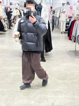 「EKAL（エカル）のアイテム」を使った、 エバタさん（メンズ・175cm）の冬コーディネート