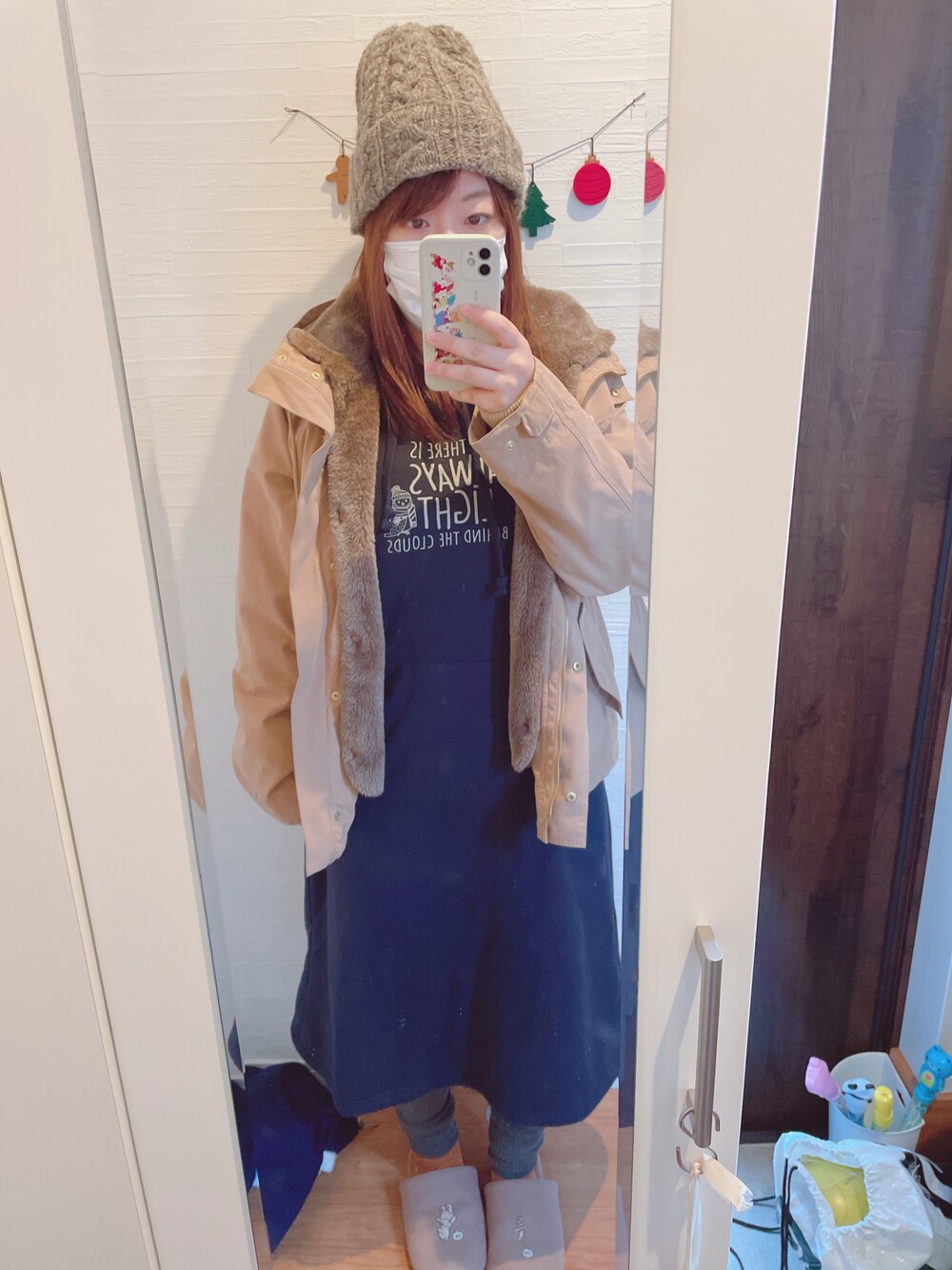 「studio CLIPのネパールケーブルニットワッチ（帽子、グレー系）」を使った、hihihiさん（レディース・153cm）の冬コーディネートの1枚目の写真