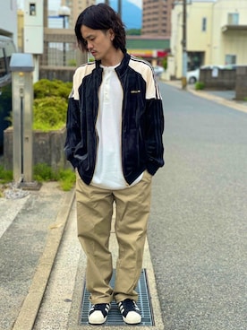 「UNIQLO（ユニクロ）のワッフルヘンリーネックT（長袖）（Tシャツ/カットソー）」を使った、TAKAHIROさん（メンズ・172cm）の秋コーディネート