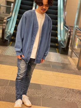 デニムパンツを使った 同系色コーデ の人気ファッションコーディネート Wear