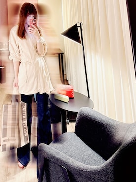 Nicole Hoさんのコーディネート