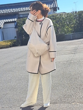 「アイボリー」｜「アイテム（ノーカラーコート）」を使った、usakiさん（レディース・156cm）の冬コーディネート
