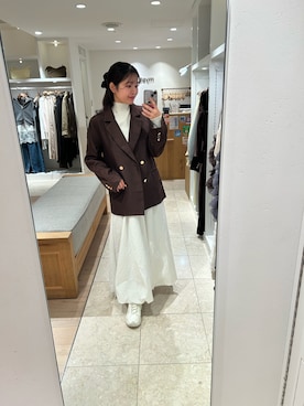 「アイテム（テーラードジャケット）」を使った、アヤカさん（レディース・160cm・20代）の冬コーディネート