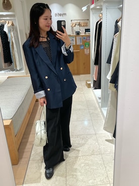 「アイテム（テーラードジャケット）」を使った、ヨシヤマ アヤカさん（レディース・160cm・20代）の秋コーディネート