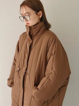 「アイテム（ダウンジャケット/コート）」を使った、PREFERIR_webさん（レディース・169cm・20代）の秋コーディネート