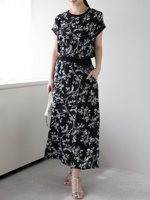 PREFERIR ワンピース ボタニカルプリントワンピース/M，Lツー