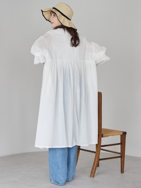 「PREFERIR（プレフェリール）のフォークロア刺繍見えピンタックコットンボイルワンピース / 前開き・2WAY・涼感素材（ワンピース、ホワイト系）」を使った、PREFERIR_webさん（レディース・162cm）の夏コーディネート