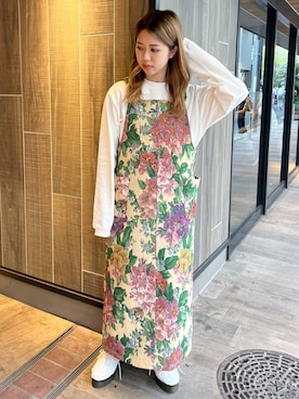「merry jenny（メリージェニー）のアイテム（ジャンパースカート）」を使った、merry jenny 梅田店さん（レディース・154cm）の春コーディネート