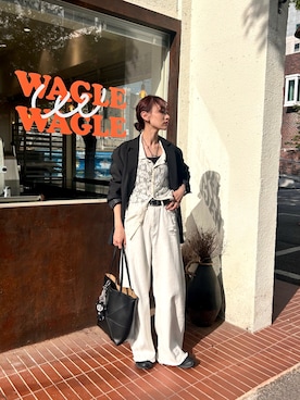 「LOEWE（ロエベ）のアイテム（バッグ）」を使った、UMIさん（レディース・165cm）の春コーディネート