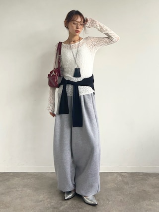 「NOGLE(ノグル)の【NOGLE/ノグル】2wayレーストップス(Tシャツ/カットソー)」を使った、UMIさん(レディース・165cm)の秋コーディネート