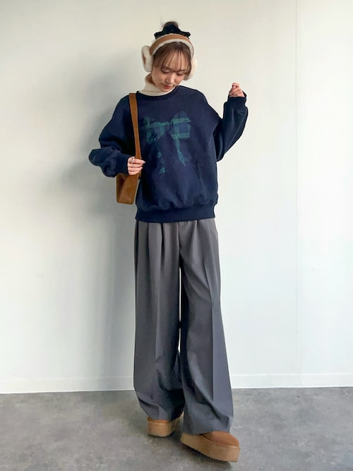 シープスキン UGG 刺繍ロゴイヤーマフ W SHEEPSKIN EMROIDERY EARMUFF