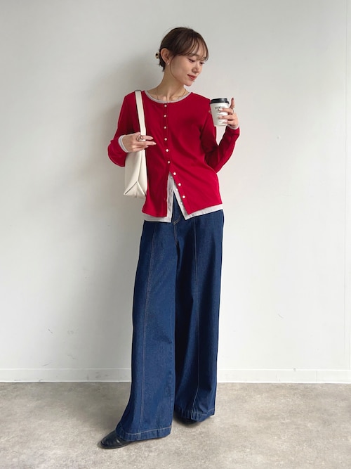 「NOGLE(ノグル)の【NOGLE/ノグル】レイヤードバイカラーカーディガン(カーディガン/ボレロ)」を使った、UMIさん(レディース・165cm)の春コーディネート