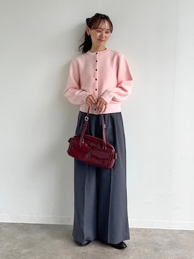 「アイテム（トップス）」を使った、UMIさん（レディース・165cm）の秋コーディネート