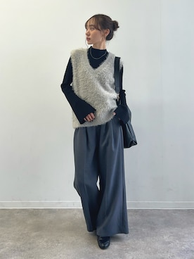 「アイテム（スラックス）」を使った、UMIさん（レディース・165cm）の秋コーディネート