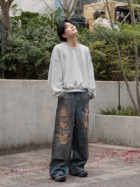 「Knuth Marf（クヌースマーフ）のKerror design sweat(unisex)（Tシャツ/カットソー、グレー系）」を使った、KAIさん（メンズ・183cm）の春コーディネート