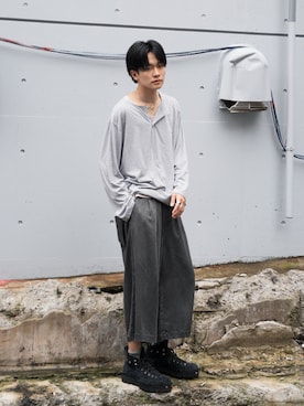 「CAMPHOR WOOD（カンファーウッド）の2PIECE PACK HENELY-NECK L/S TEE / 2ピースヘンリーネックサーマルティー（Tシャツ/カットソー、ホワイト系）」を使った、KAIさん（メンズ・183cm）の夏コーディネート