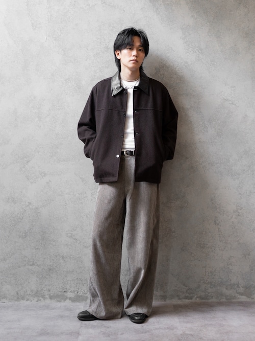 「MUSINSA STANDARD（ムシンサスタンダード）の[クールタンダード] リラックスフィットクルーネックTシャツ [ホワイト]（Tシャツ/カットソー）」を使った、KAIさん（メンズ・183cm）の秋コーディネート