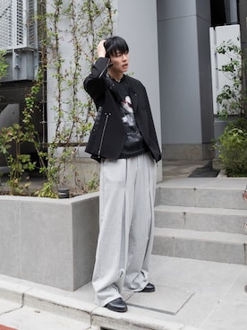 「アイテム（スウェットパンツ）」を使った、KAIさん（メンズ・183cm）の秋コーディネート