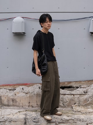 「CASPER JOHN(キャスパージョン)のDouble knee cargo pants/ダブルニーカーゴパンツ(カーゴパンツ)」を使った、KAIさん(メンズ・183cm)の春コーディネート