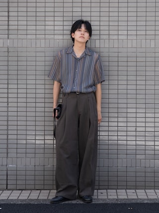 「BEGIN202（ビギン202）のコットンドリルツーピンタックパンツ [オリーブブラウン]（その他パンツ）」を使った、KAIさん（メンズ・183cm）の春コーディネート