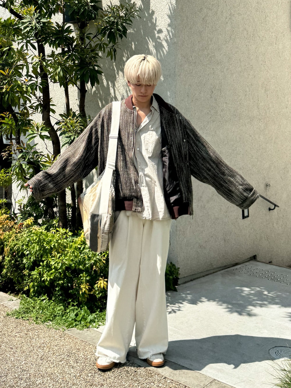 VICTIM（ヴィクティム）の「VICTIM ヴィクティム / DAMEGE WIDE DENIM 