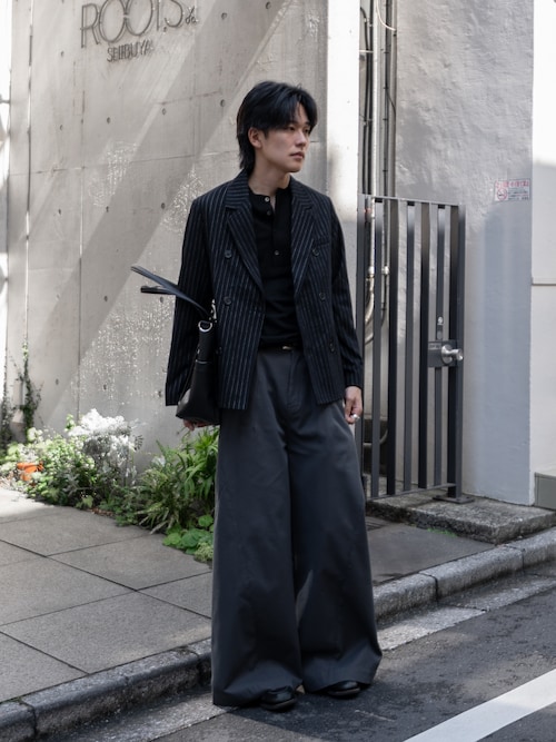 「CAMPHOR WOOD(カンファーウッド)のsuper wide baggy polyester slacks / スーパーワイドバギーポリエステルスラックス(スラックス)」を使った、KAIさん(メンズ・183cm)の秋コーディネート