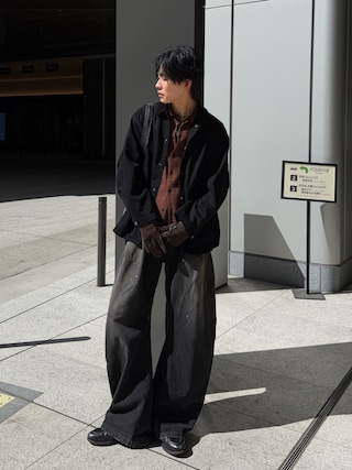 「MAISON SPECIAL(メゾンスペシャル)の《UNISEX》Pig Suede x Goat Leather Gloves/ピグスエード×ゴートレザーグローブ【MAISON SPECIAL/メゾンスペシャル】(手袋)」を使った、KAIさん(メンズ・183cm)の春コーディネート