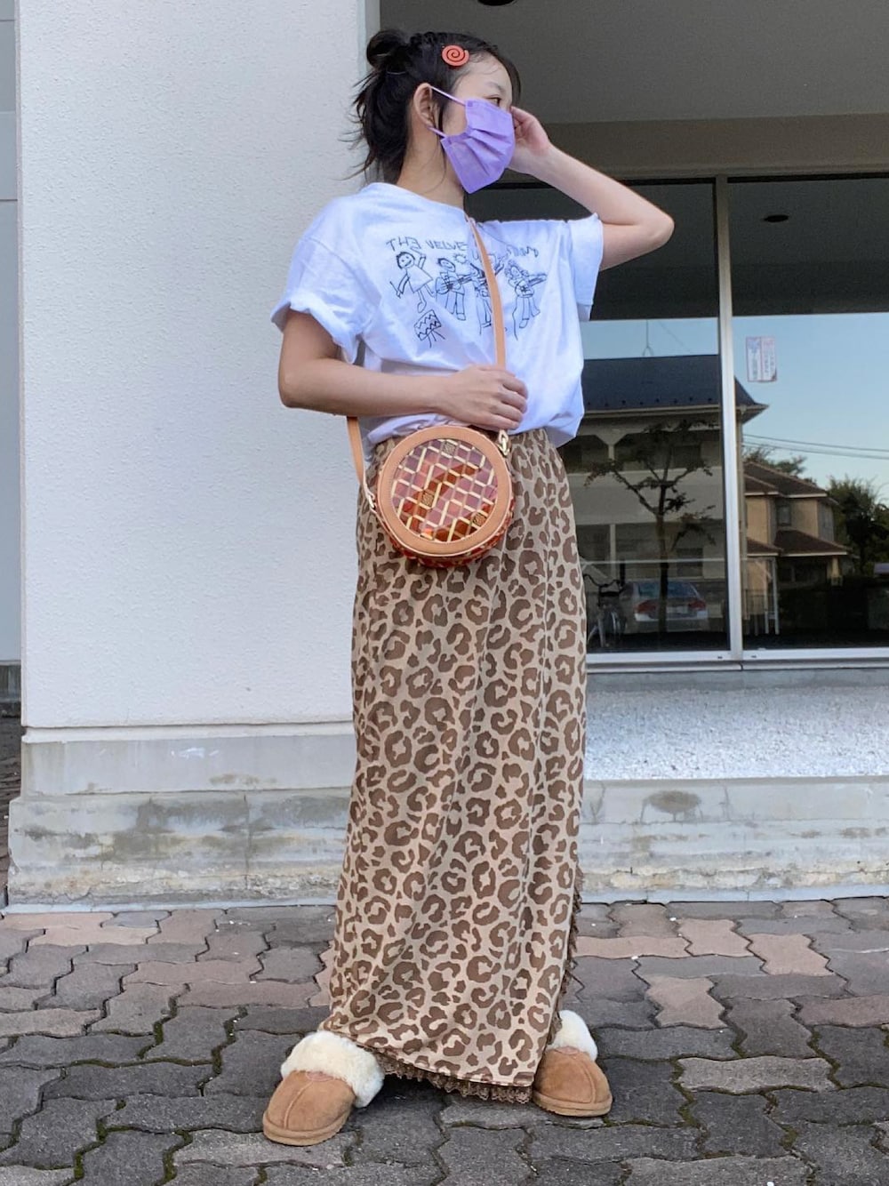 「大人カジュアル、低身長女子、ootd、秋服準備はじめました、秋コーデ、オトナ女子、アラフォー、ぐるぐる、低身長コーデ、ロングスカート」｜「Supreme のアイテム（Tシャツ/カットソー、ホワイト系）」を使った、みかすけさん（レディース・147cm）の秋コーディネートの1枚目の写真