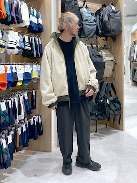 「GLOBAL WORK（グローバルワーク）のアイテム（パンツ）」を使った、大平さん（メンズ・170cm）の冬コーディネート