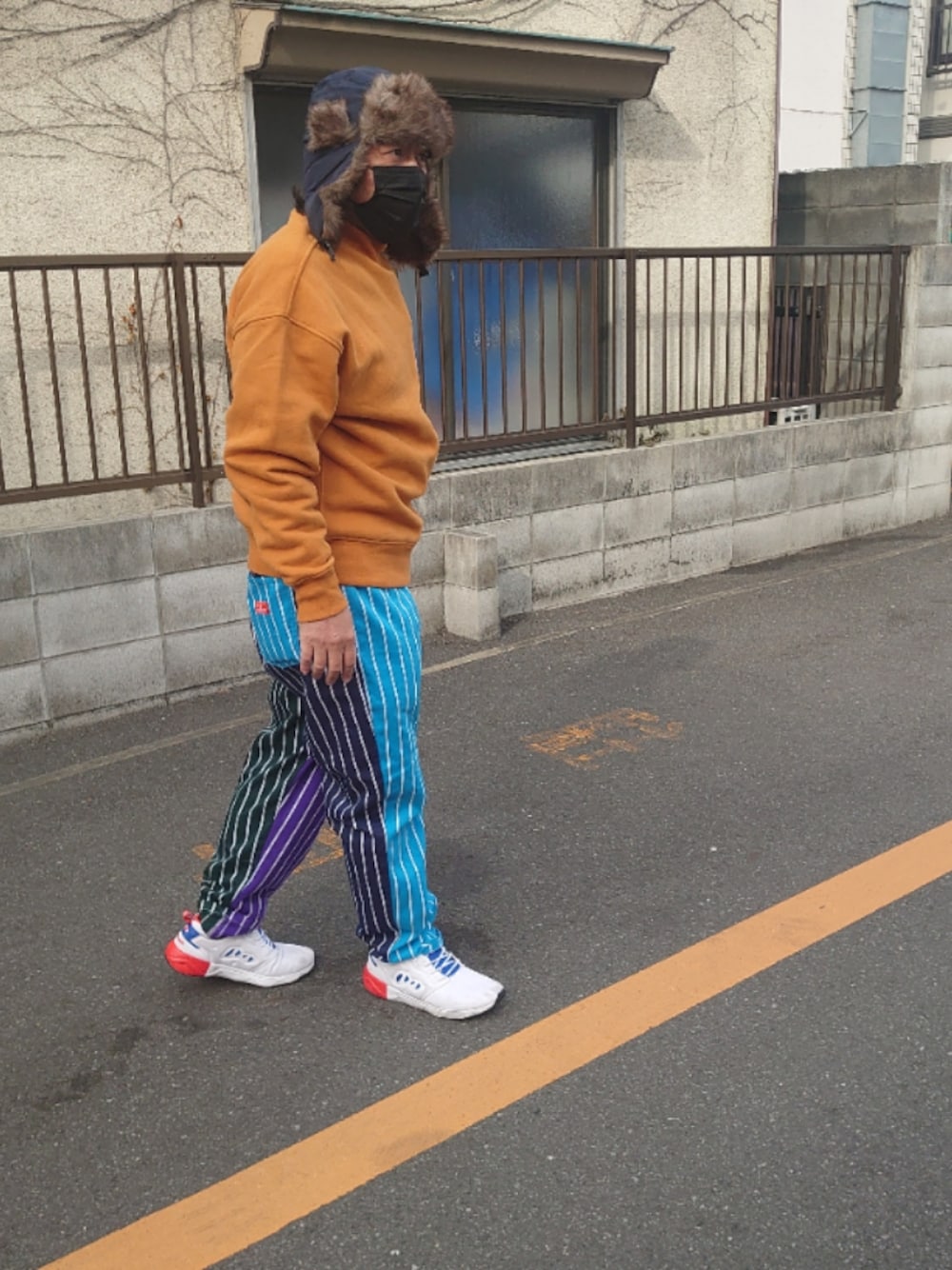 「休日スタイル、今日のコーデ、デブでもオシャレ、Mr.Babe、COOKMAN、リーボック(Reebok)、フライトキャップ、シンプル、おじコーデ」｜「Reebokのアイテム（スニーカー、ホワイト系）」を使った、神田誠二さん（メンズ・168cm）の冬コーディネートの1枚目の写真