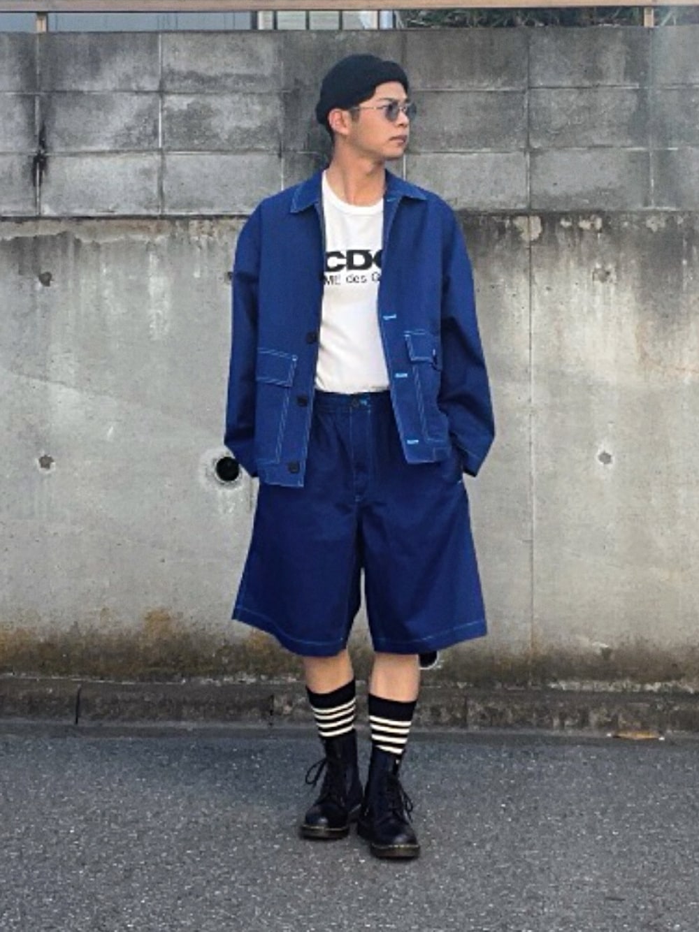 「ユニクロマルニ、ユニクロ、セットアップ、ハーフパンツ、カラーコーデ、タックイン、ニット帽、ブーツスタイル、ボーダーソックス、いいね、save、フォローお願いします🤑」｜「UNIQLOのアイテム（その他アウター、ブルー系）」を使った、yukito saitoさん（メンズ・165cm）の夏コーディネートの1枚目の写真