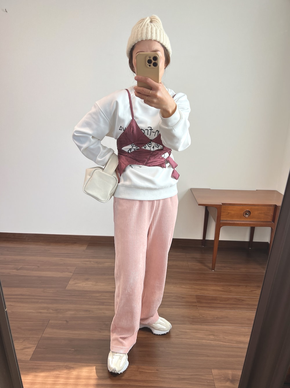 フロントデザインスウェット【SANSeLF】sanw23a021 SANSeLF（サンセルフ）の「フロントデザインスウェット【SANSeLF